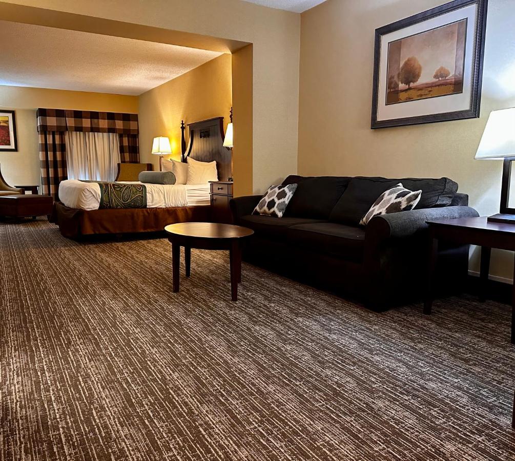 Junior Suite at Red Lion Hotel Harrisburg Hershey