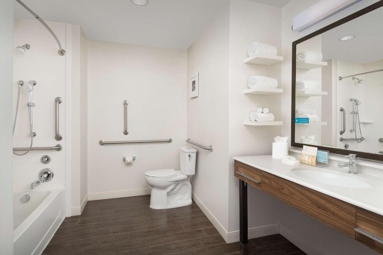 King Room with Sofa Bed - Non-Smoking/Disability Access at Baymont Inn & Suites by Wyndham Tempe University/Phoenix
