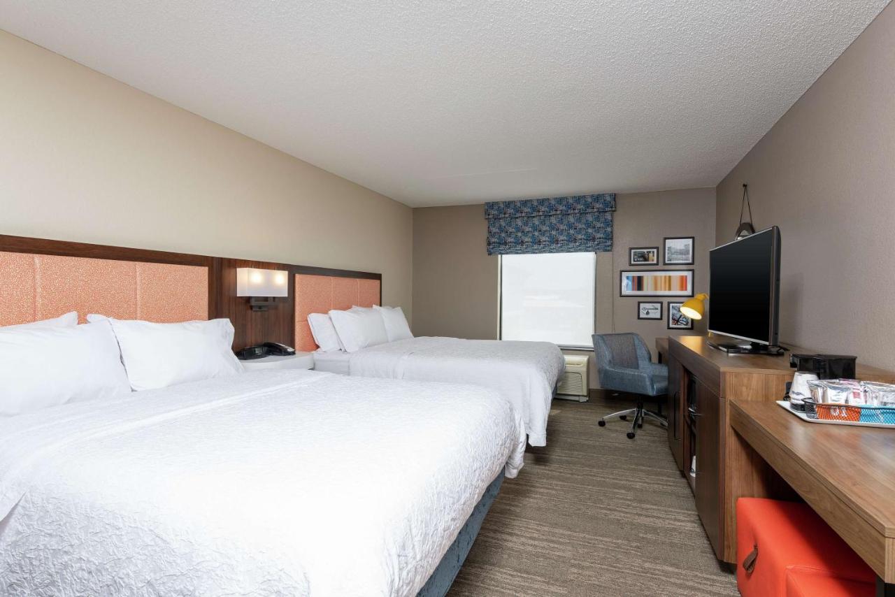 Deluxe Queen Room with Two Queen Beds - Hearing Accessible - Non Smoking at Hampton Inn Warsaw