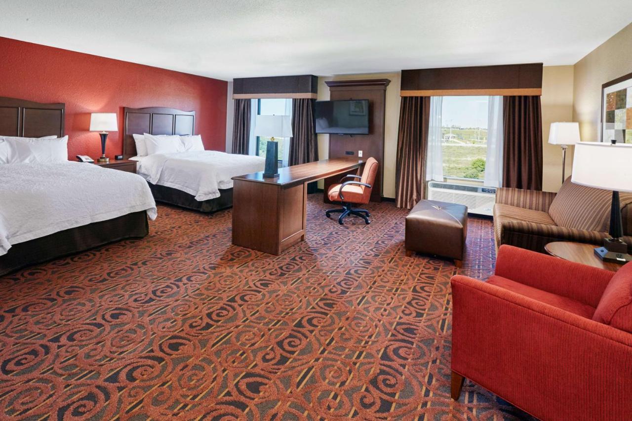 Queen Studio Suite with Two Queen Beds - Non-Smoking at Hampton Inn & Suites Milwaukee/Franklin