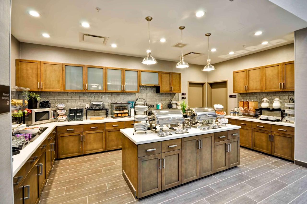 | Homewood Suites by Hilton Cincinnati/West Chester