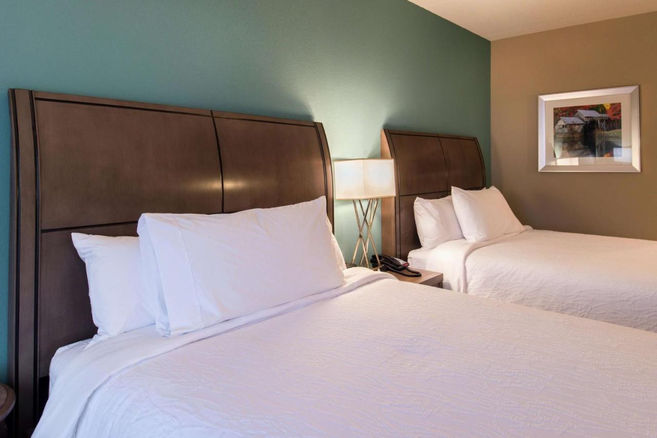 Queen Room with Two Queen Beds - Hearing Accessible at Hilton Garden Inn Bristol