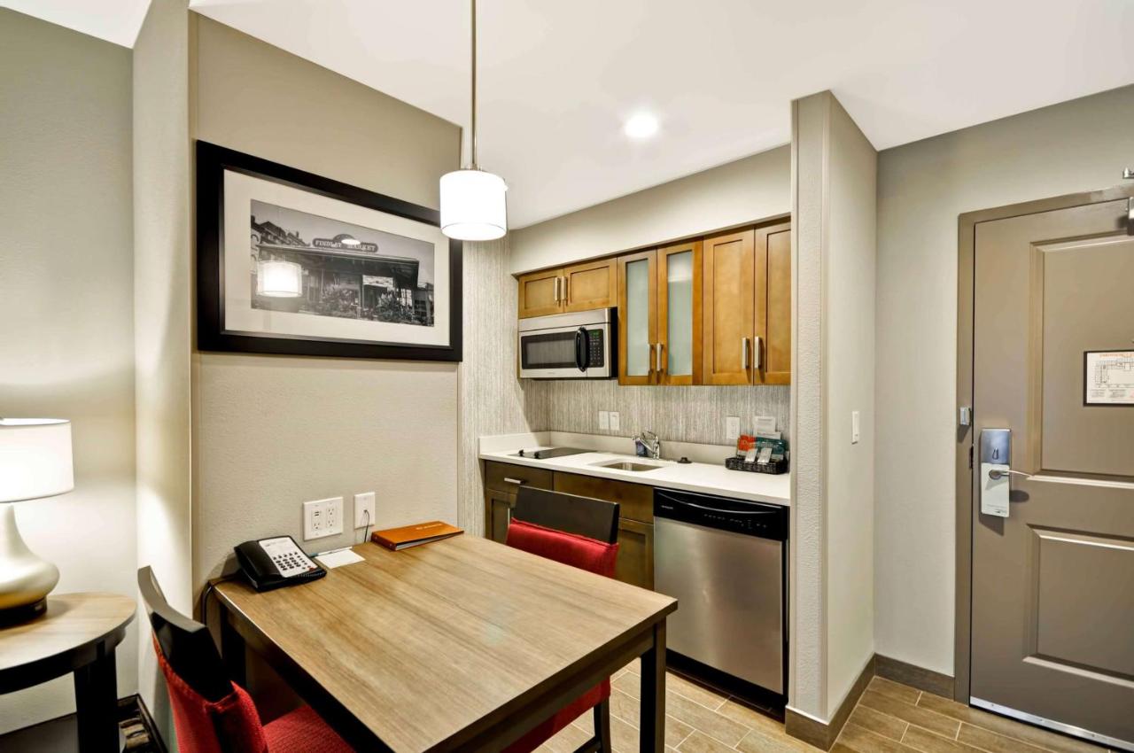 | Homewood Suites by Hilton Cincinnati/West Chester