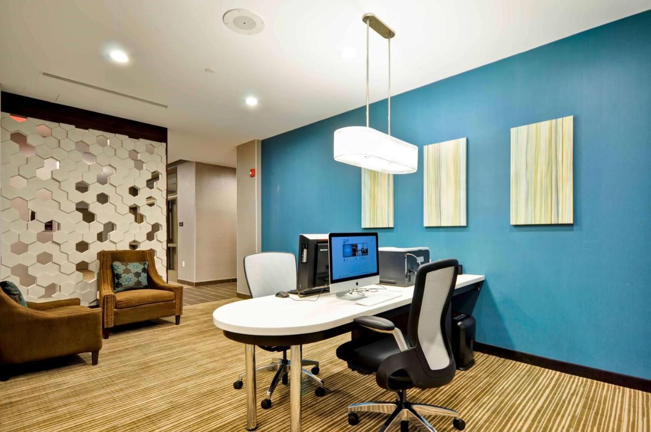 | Homewood Suites by Hilton Cincinnati/West Chester