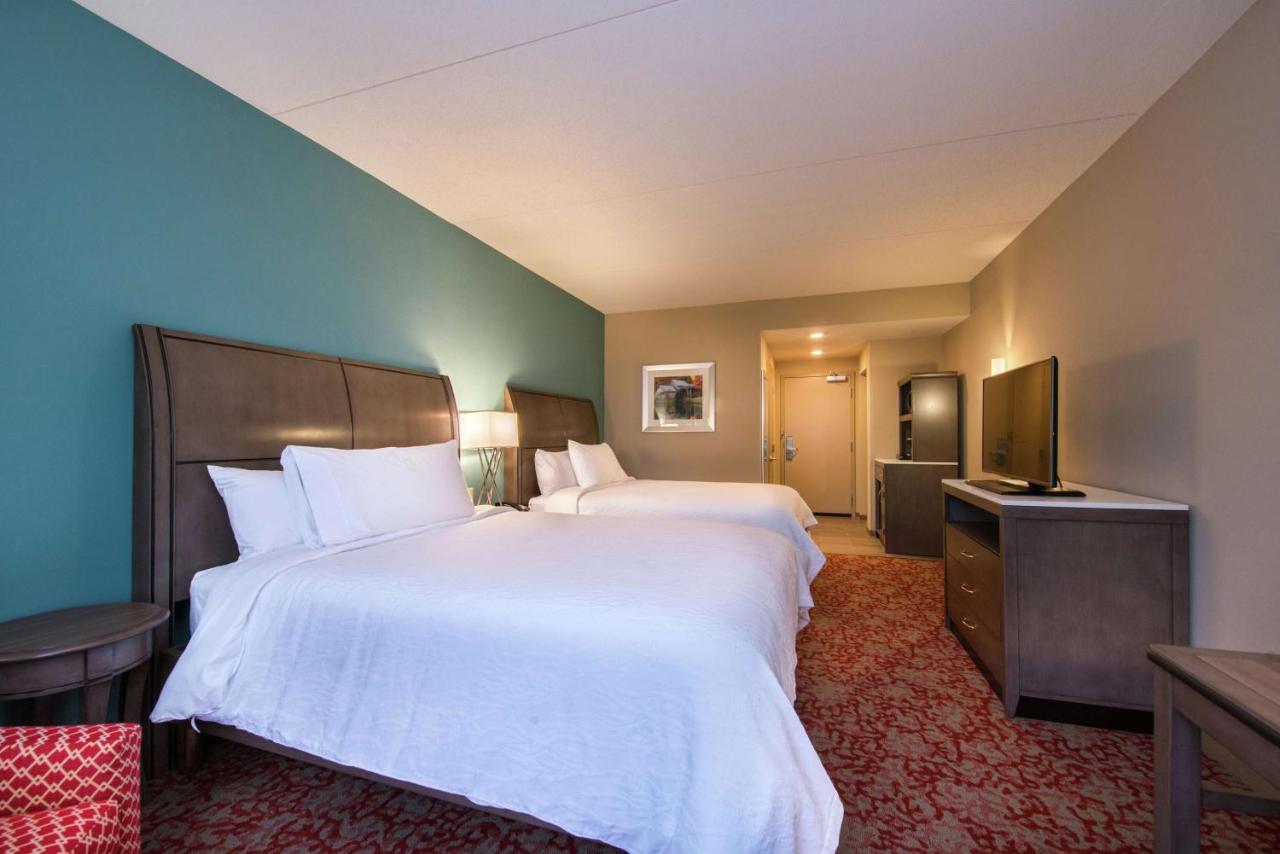 Queen Room with Two Queen Beds - Hearing Accessible at Hilton Garden Inn Bristol
