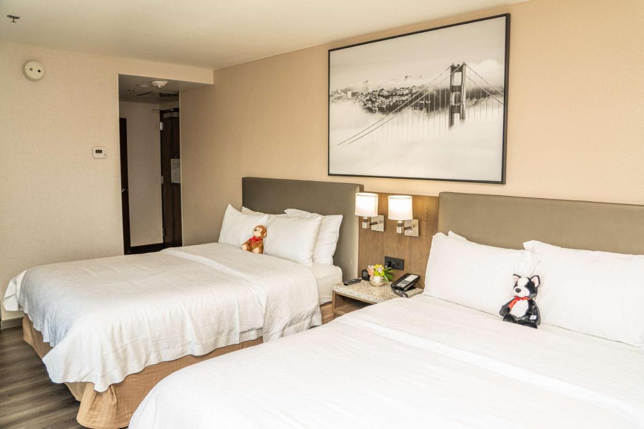 Deluxe Queen Room with Two Queen Beds at Hampton Inn San Francisco Downtown/Convention Center