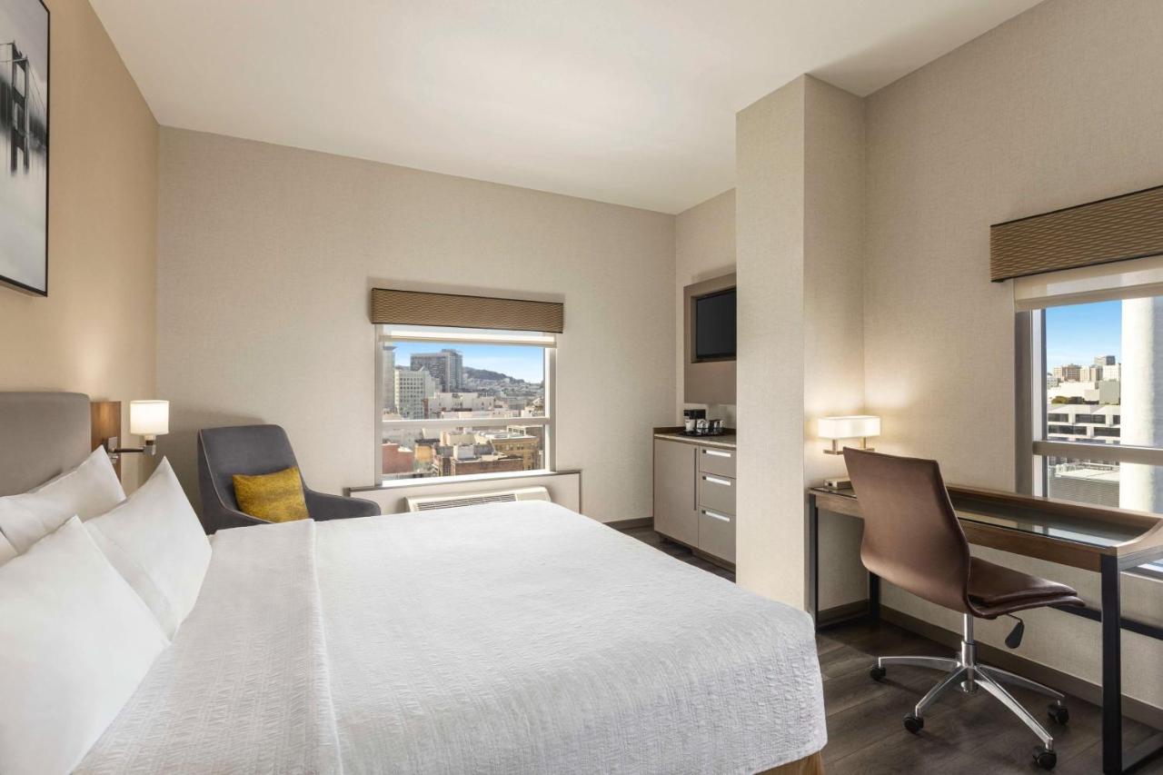 Deluxe King Room with City View at Hampton Inn San Francisco Downtown/Convention Center