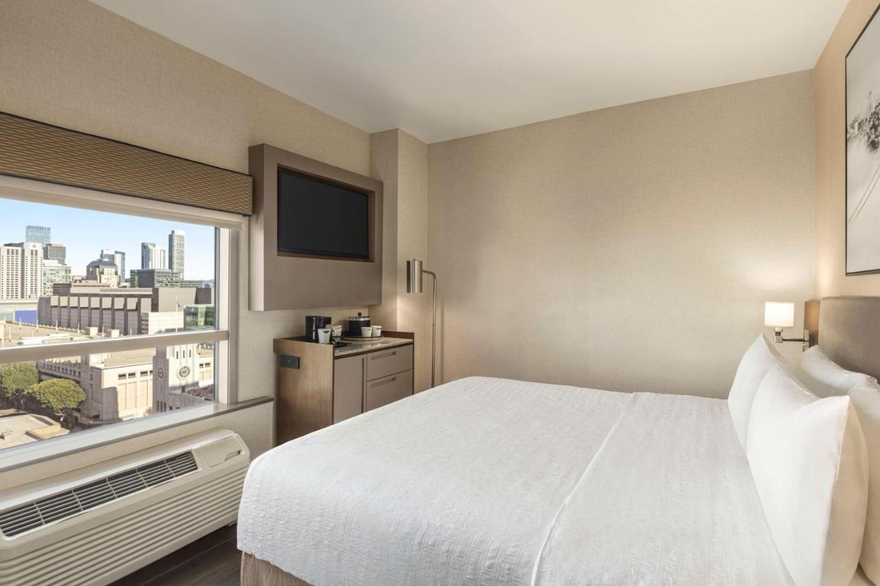 King Room with City View at Hampton Inn San Francisco Downtown/Convention Center