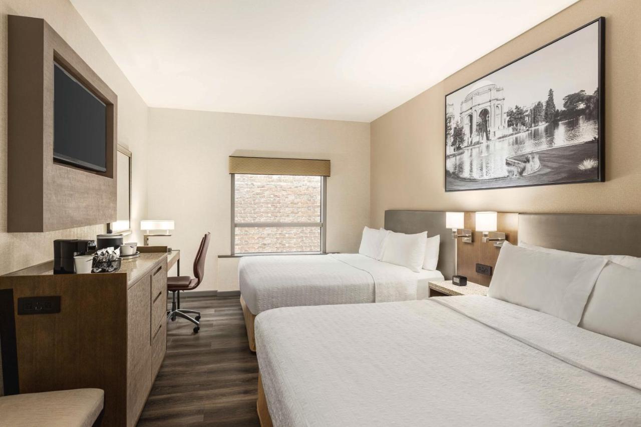Deluxe Queen Room with Two Queen Beds at Hampton Inn San Francisco Downtown/Convention Center