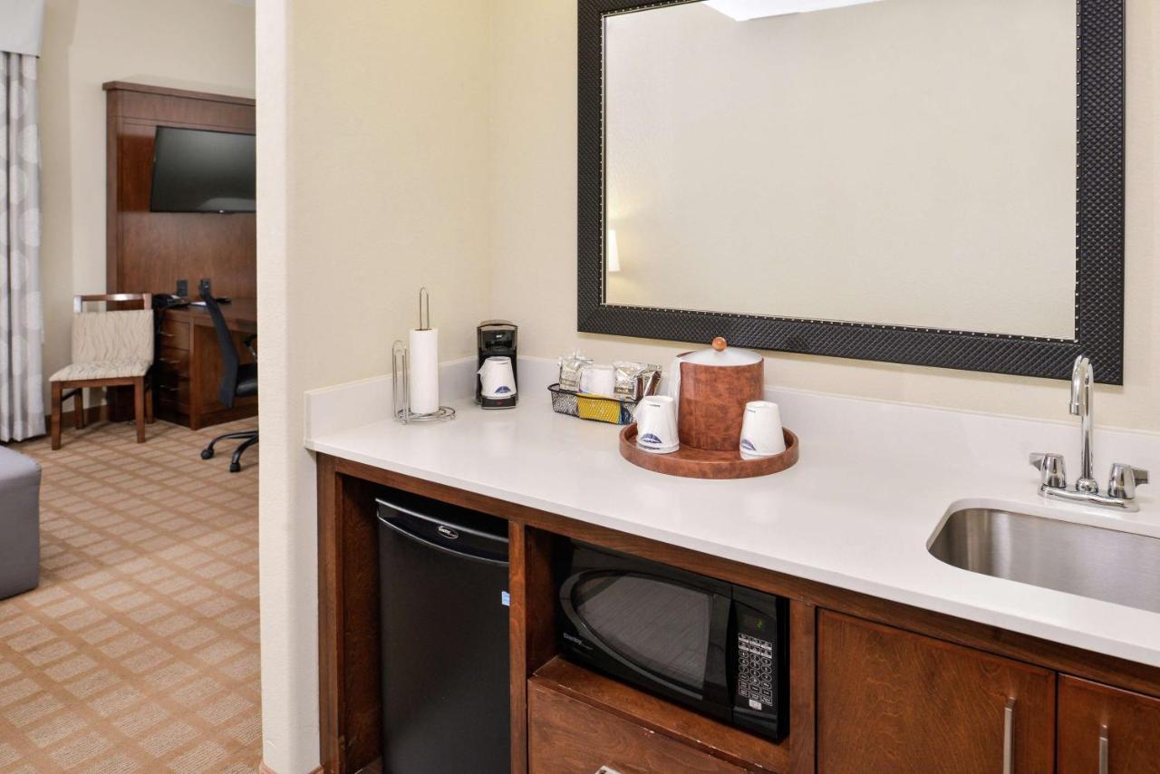 King Studio - Hearing Accessible at Hampton Inn & Suites Hutto Austin