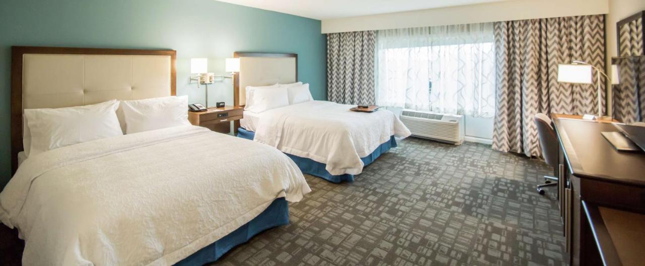 Queen Room with Two Queen Beds at Hampton Inn & Suites Orlando At SeaWorld