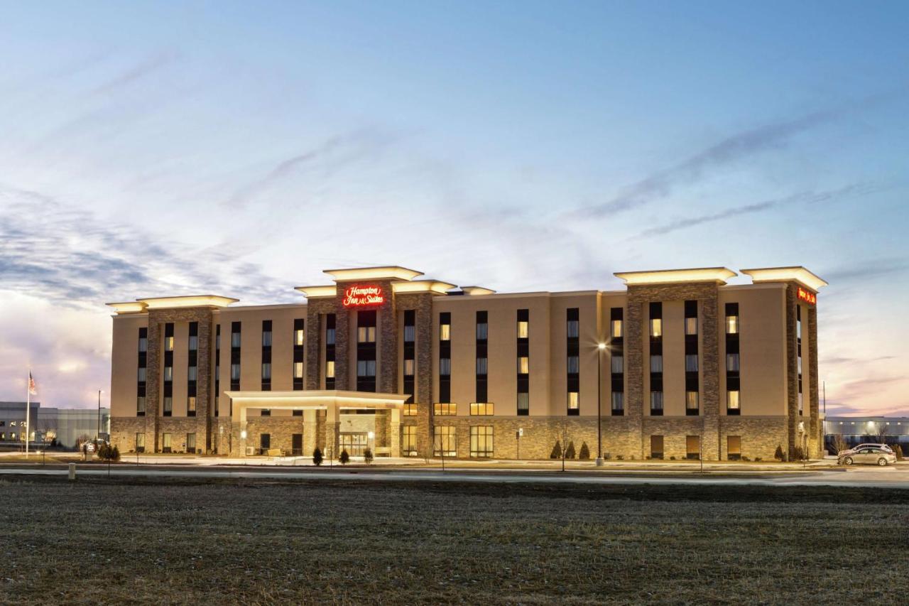  | Hampton Inn & Suites Minooka