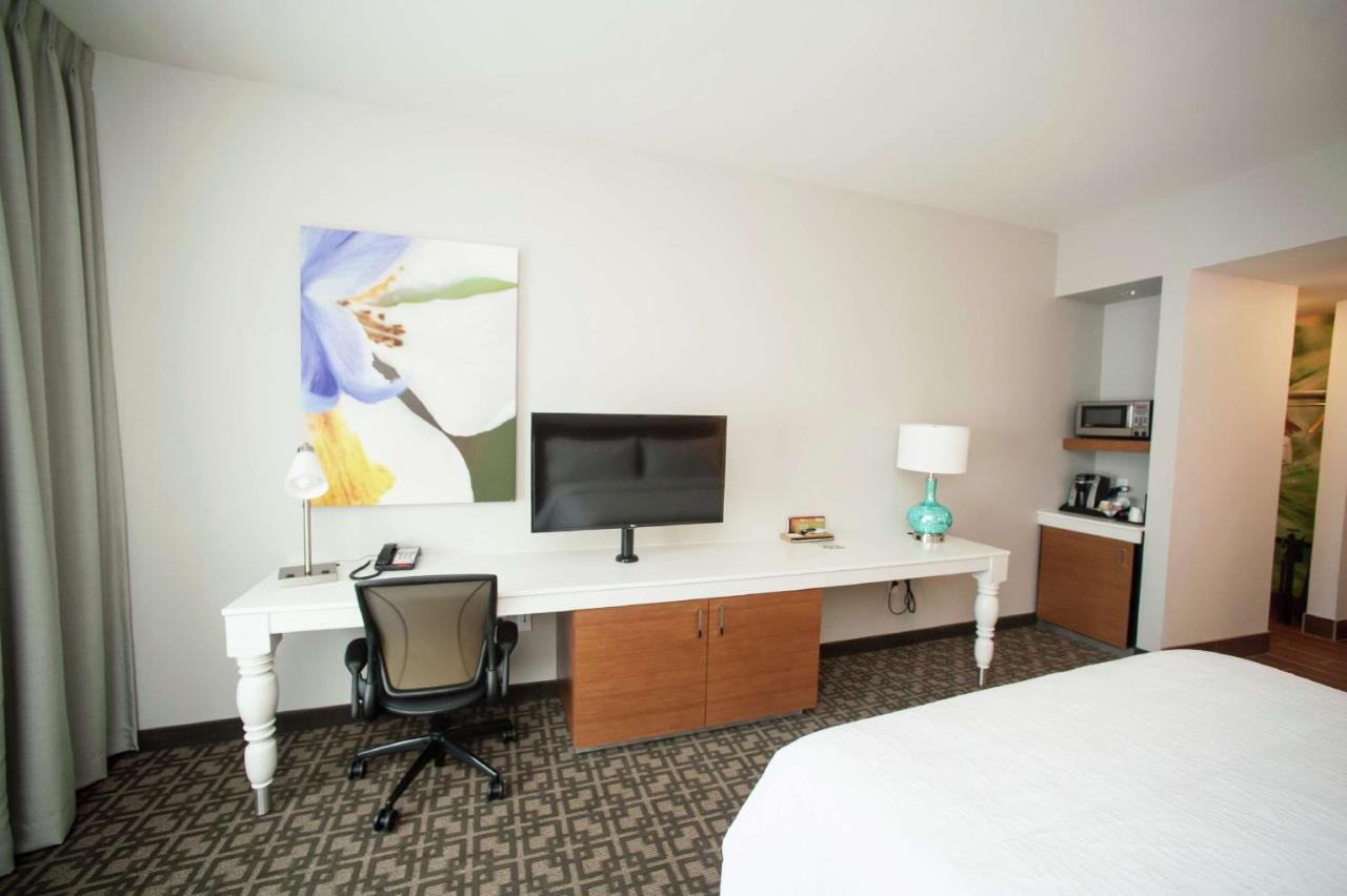 King Room at Hilton Garden Inn San Antonio-Live Oak Conference Center
