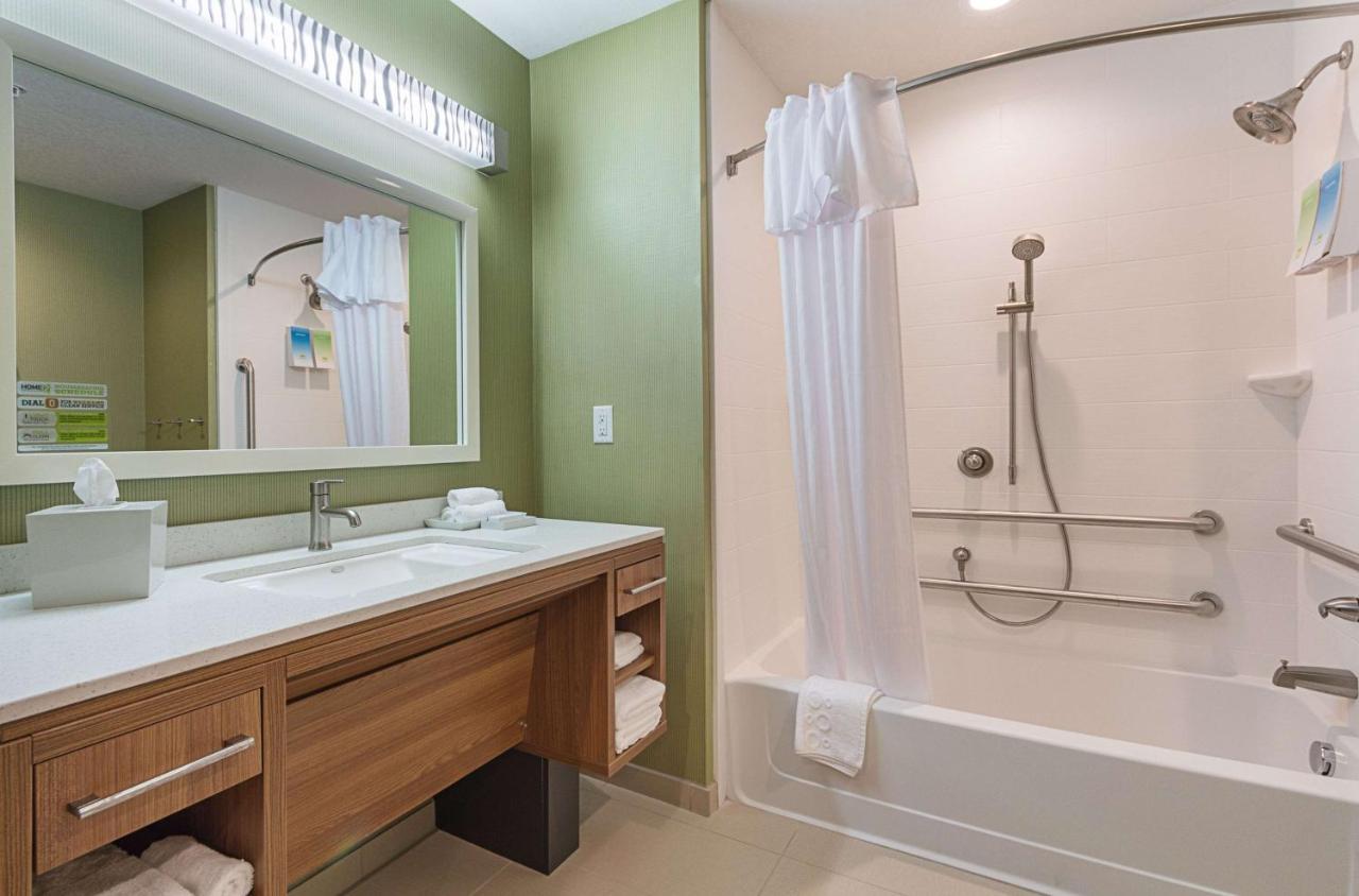 King Studio Suite - Hearing Accessible/Non-Smoking at Home2 Suites by Hilton Oklahoma City Yukon