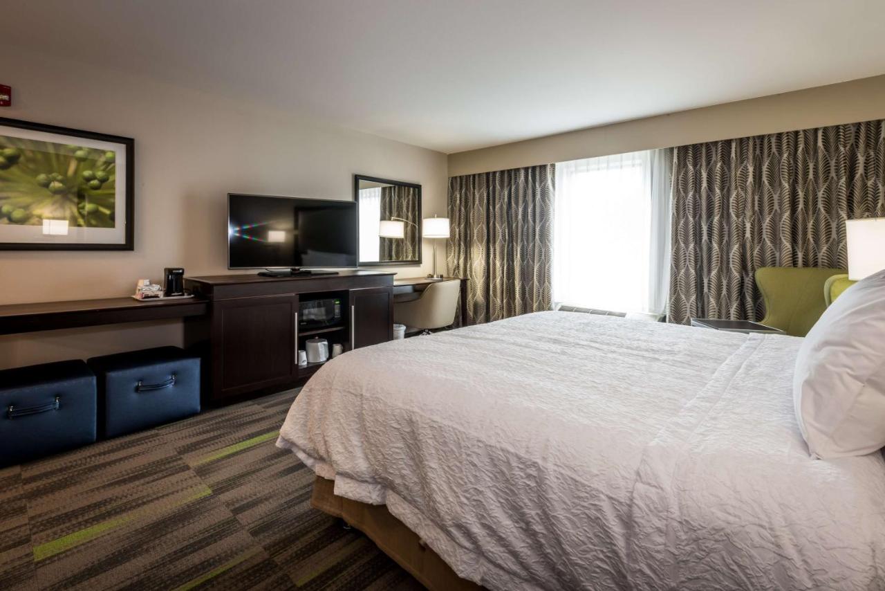 King Room - Non-Smoking at Hampton Inn & Suites Hammond