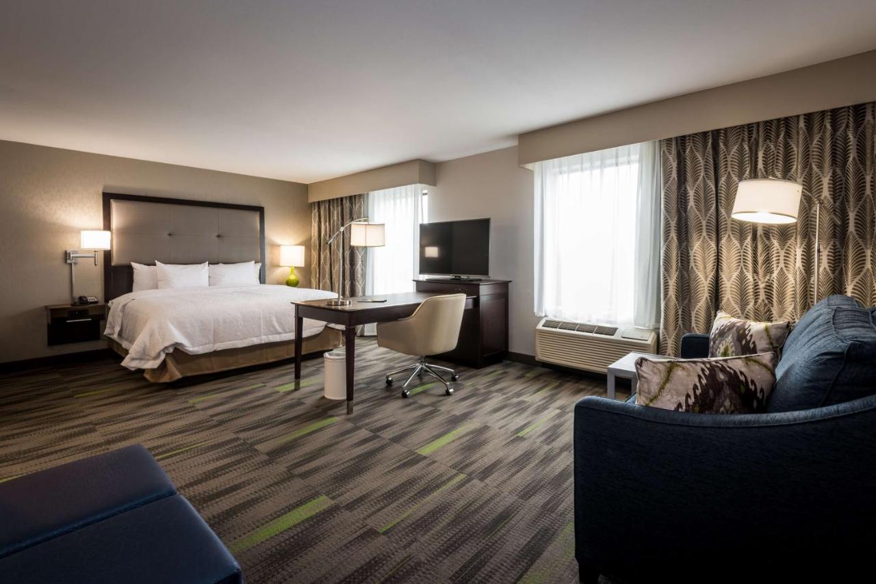 King Studio Suite with Sofa Bed - Hearing Access/Non-Smoking at Hampton Inn & Suites Hammond
