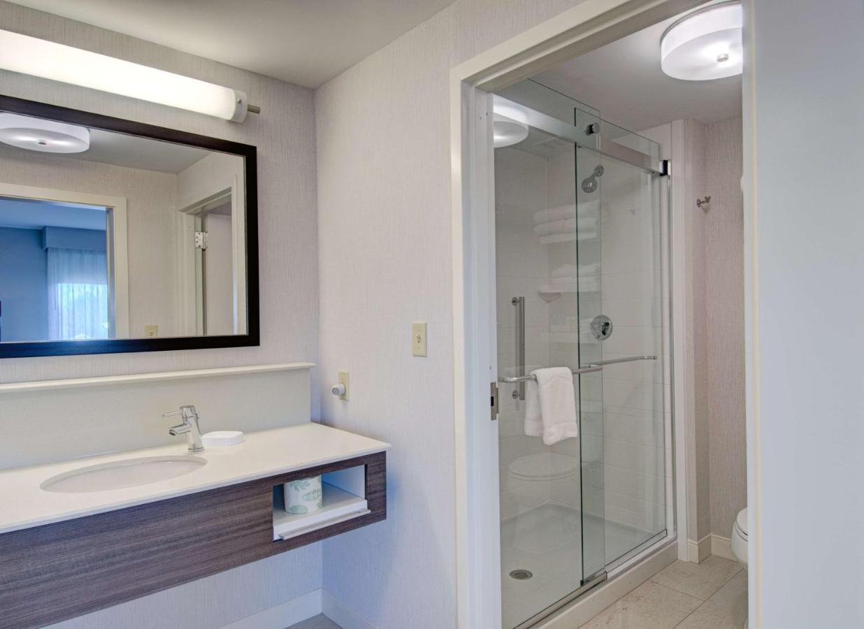 | Hampton Inn Boston - Westborough