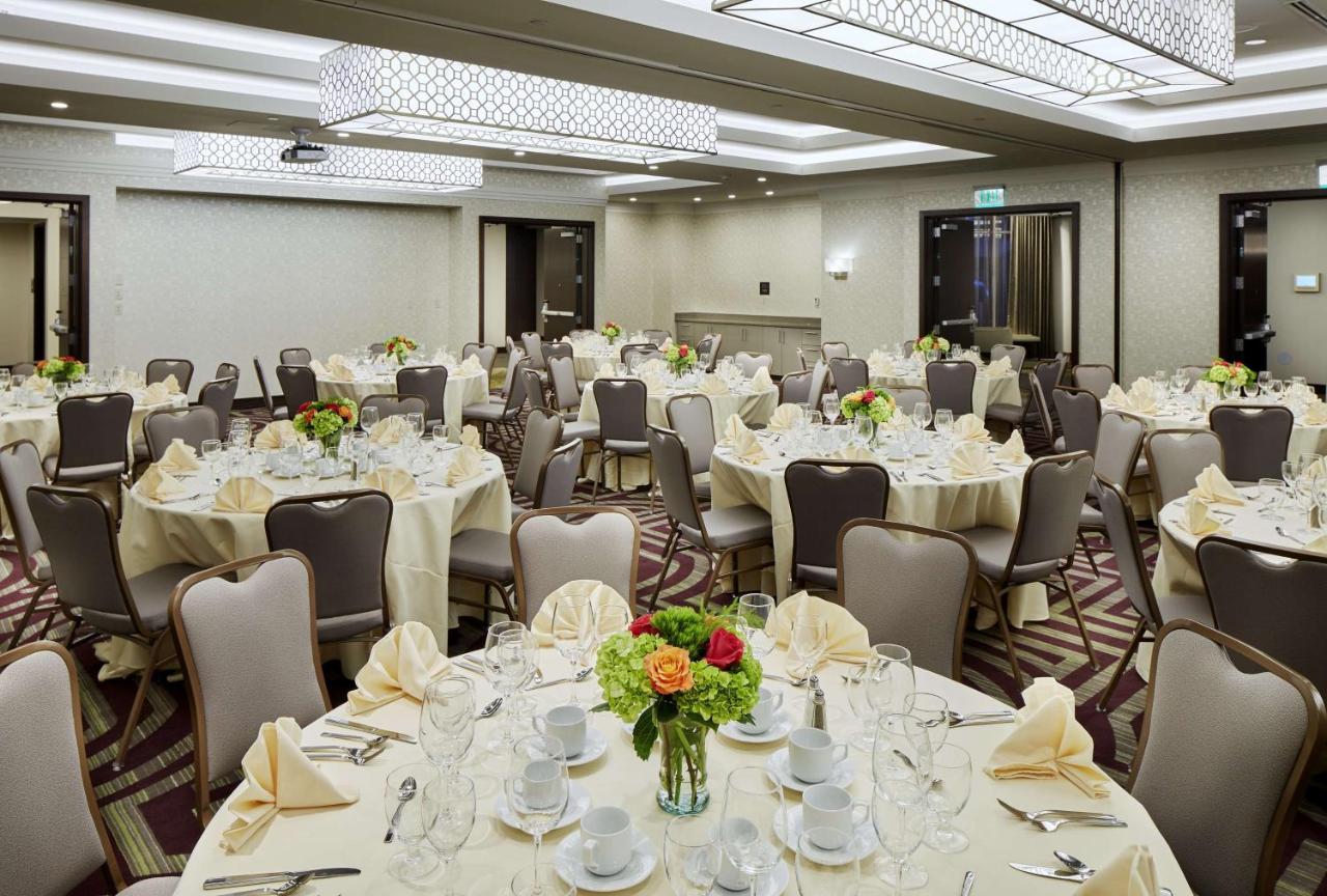 | Hilton Garden Inn Roslyn