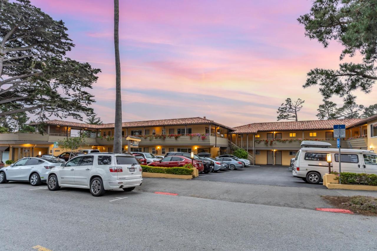 | Best Western Carmel's Town House Lodge