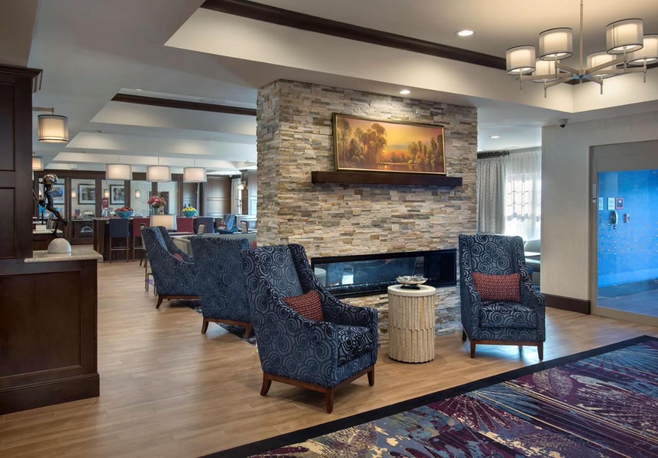 | Hampton Inn by Hilton New Paltz, NY
