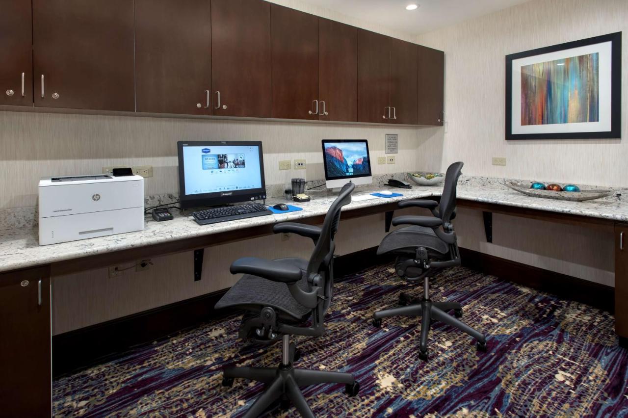 | Hampton Inn by Hilton New Paltz, NY