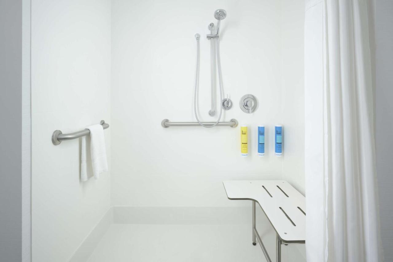 King Room with Roll in Shower - Hearing Accessible at Tru by Hilton McDonough