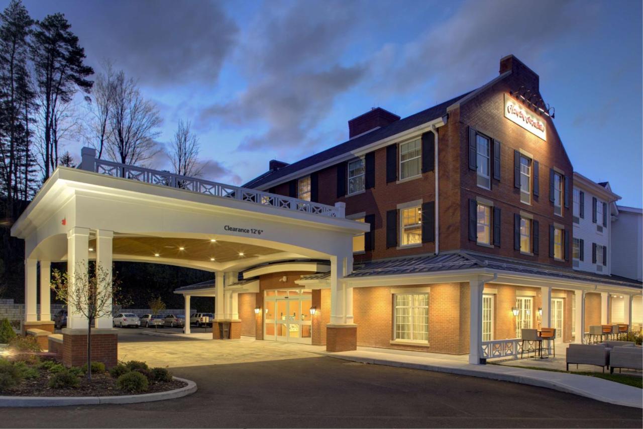  | Hampton Inn & Suites Manchester, Vt