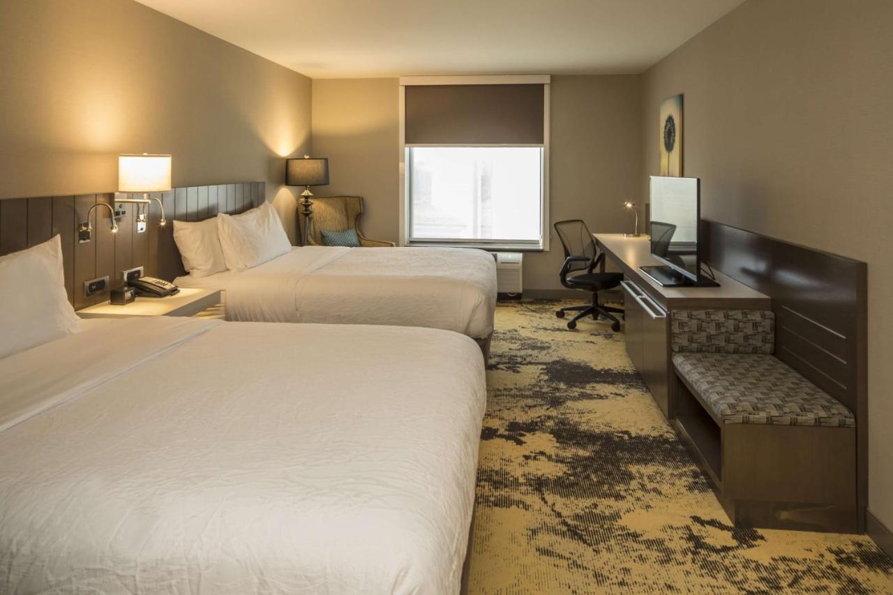 | Hilton Garden Inn Pittsburgh Airport