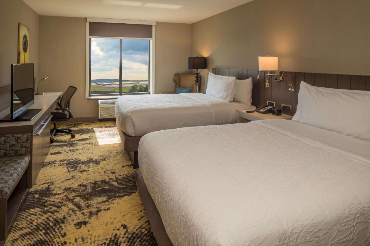 | Hilton Garden Inn Pittsburgh Airport