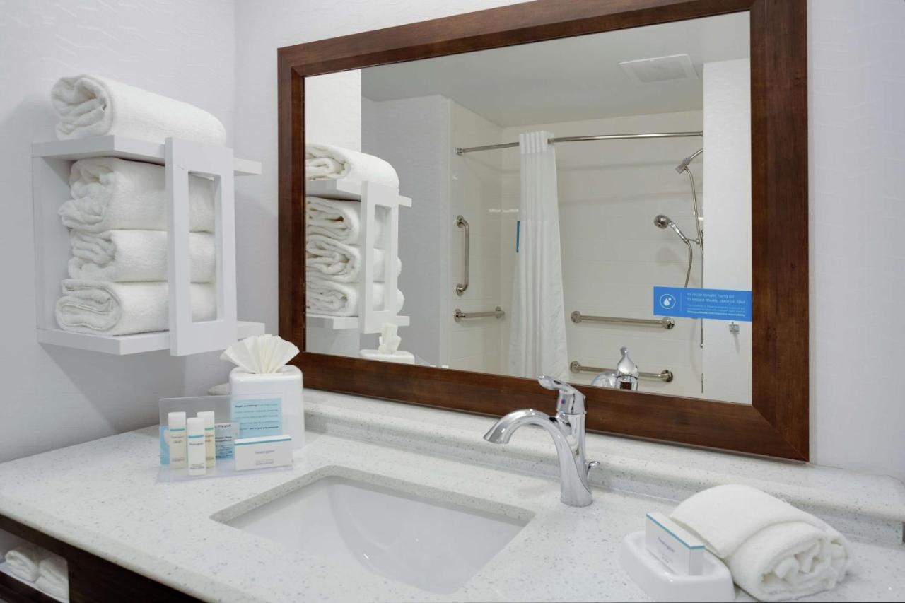 Queen Suite with Two Queen Beds - Mobility/Hearing Accessible - Non-Smoking at Hampton Inn & Suites Jacksonville / Orange Park