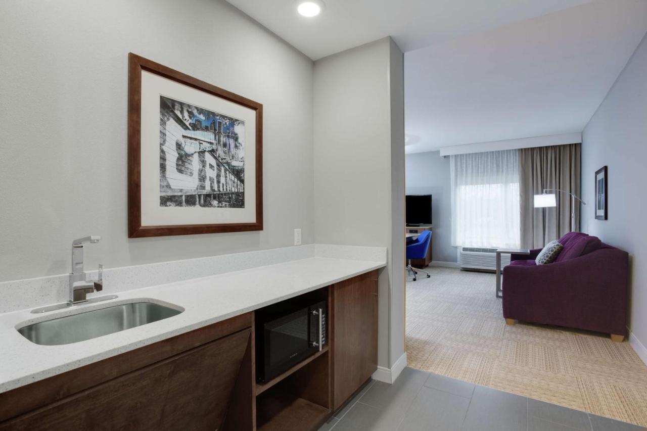 King Studio - Mobility/Hearing Accessible/ Non-Smoking at Hampton Inn & Suites Jacksonville / Orange Park