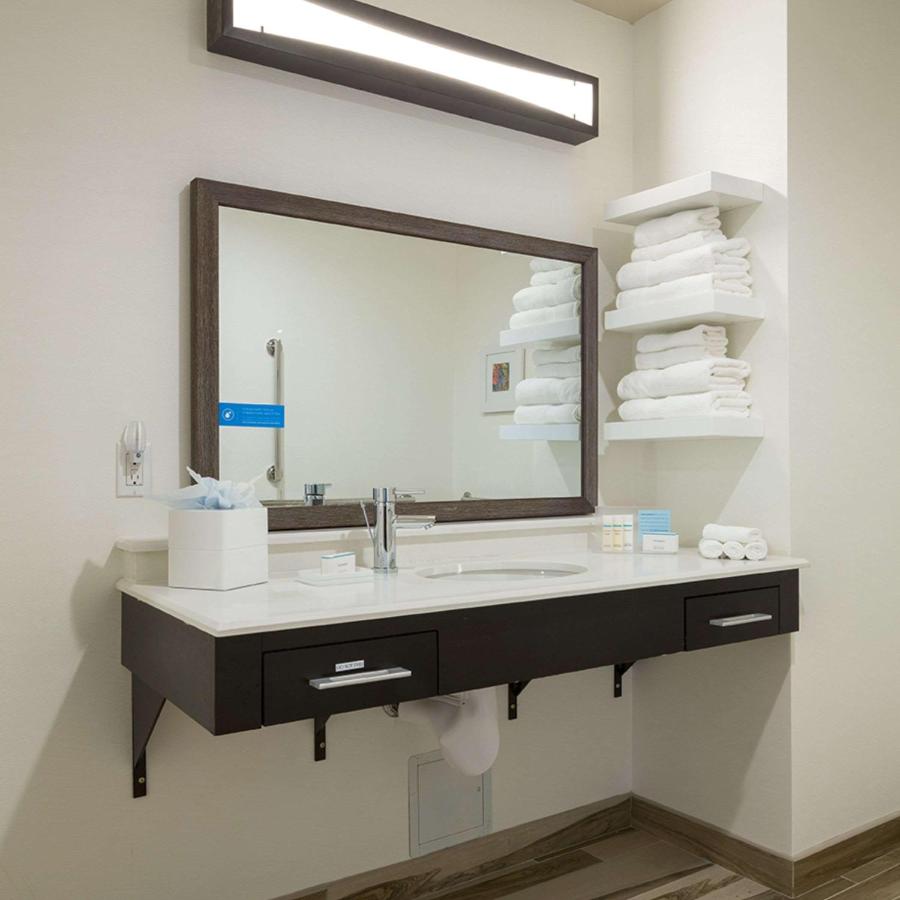 King Studio Suite with Sofa Bed - Hearing Accessible at Hampton Inn & Suites Murrieta Temecula