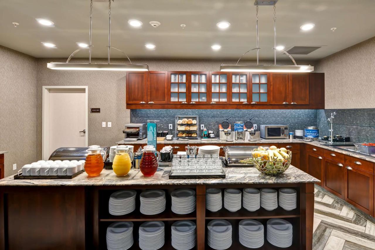 | Homewood Suites By Hilton New Hartford Utica