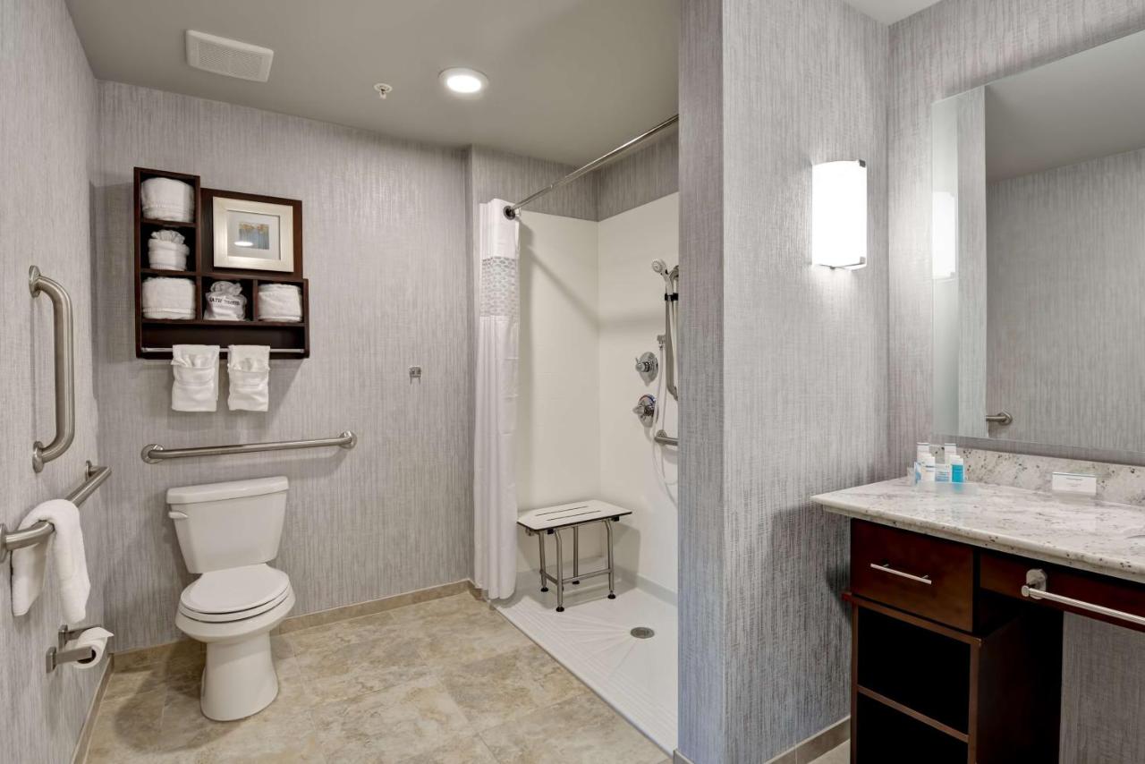 | Homewood Suites By Hilton New Hartford Utica