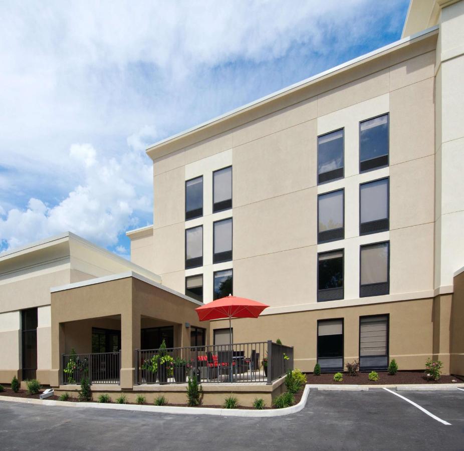 | Hampton Inn Covington VA