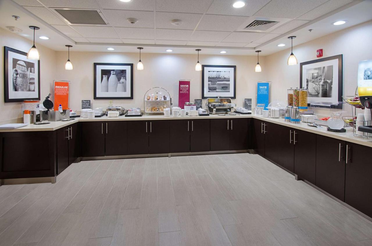 | Hampton Inn Covington VA