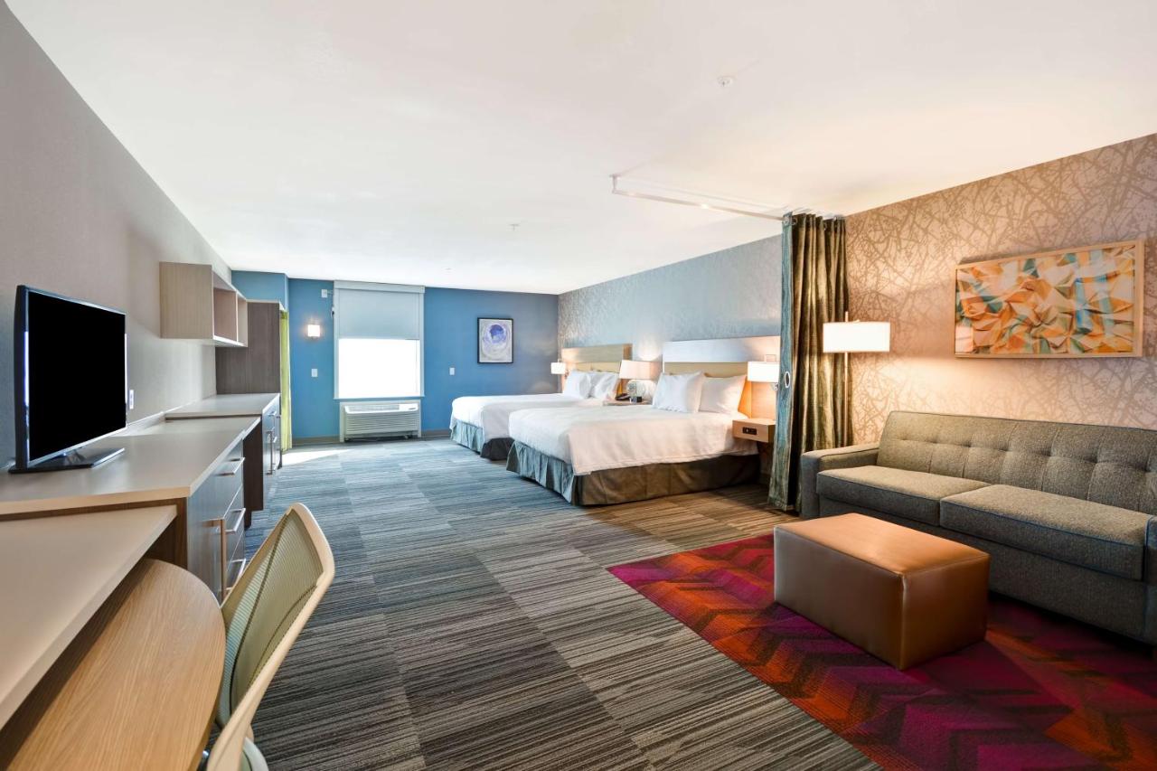 Queen Studio Suite - Mobility Accessible at Home2 Suites by Hilton Kansas City KU Medical Center