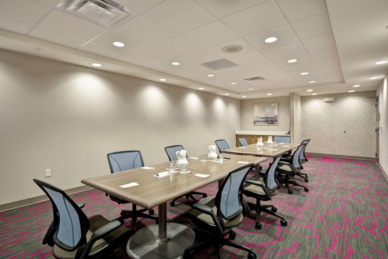 | Home2 Suites by Hilton Kansas City KU Medical Center