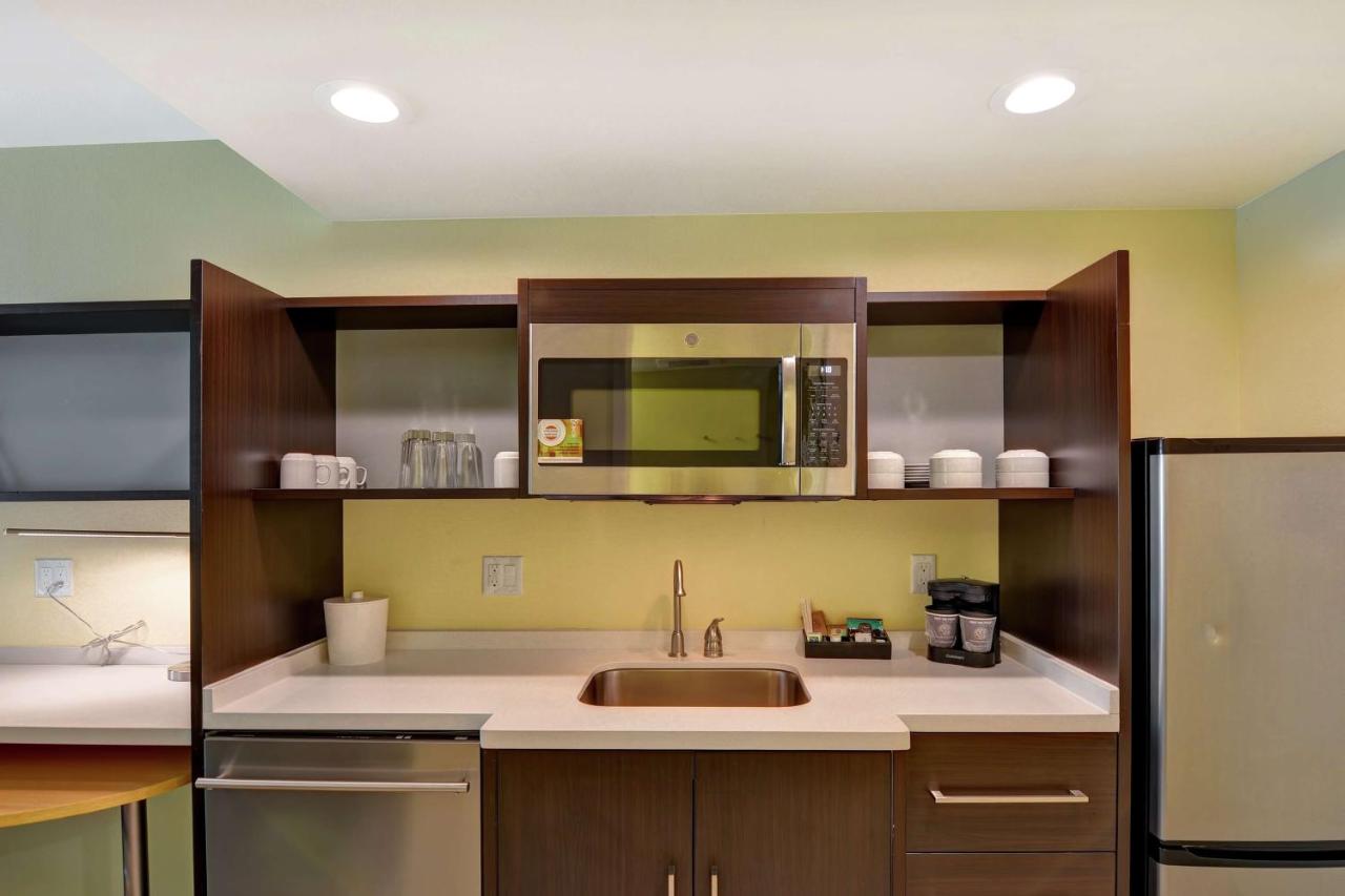 Queen Studio Suite with Two Queen Beds - Non-Smoking at Home2 Suites by Hilton Hilton Head