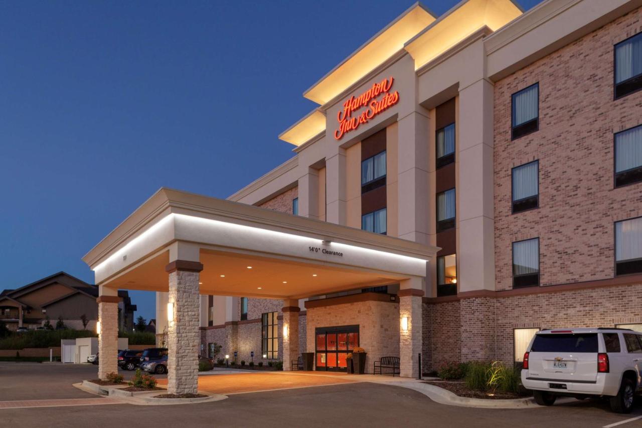  | Hampton Inn & Suites Overland Park South