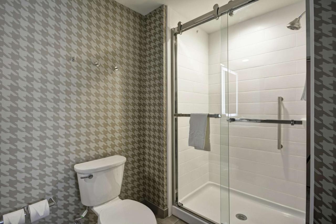 One-Bedroom King Suite - Non-Smoking at Home2 Suites by Hilton Texas City Houston