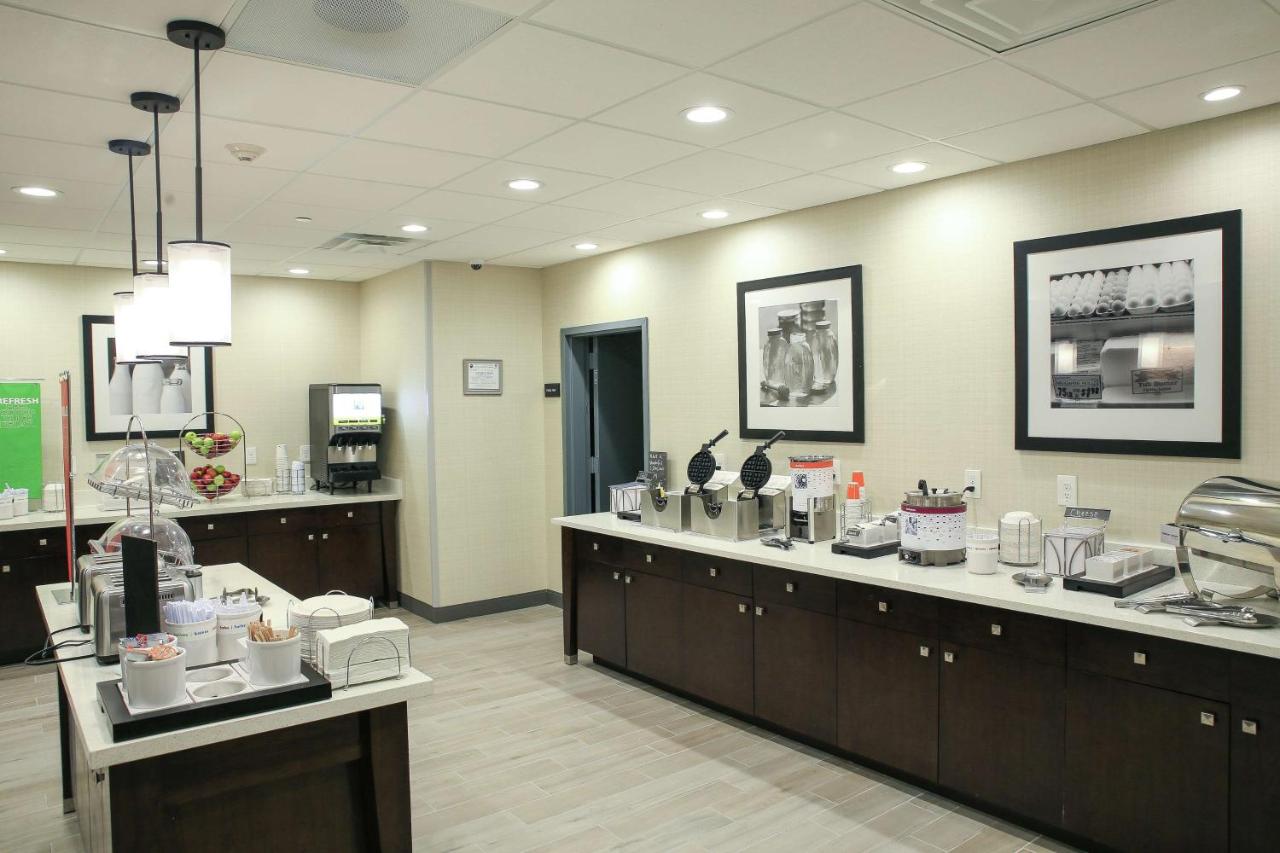| Hampton Inn & Suites Mount Laurel/Moorestown