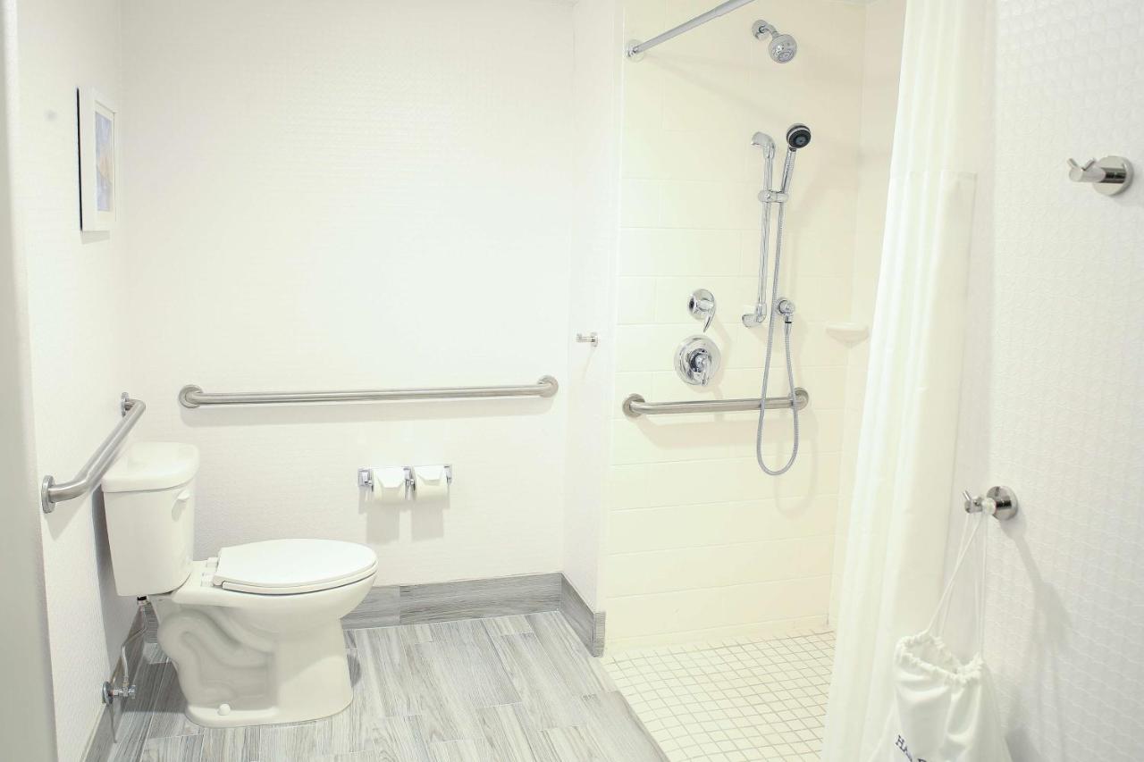 | Hampton Inn & Suites Mount Laurel/Moorestown