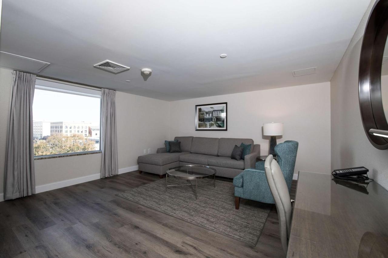 Mobility Accessible Guest Room City View at Hotel Ballast Wilmington, Tapestry Collection by Hilton