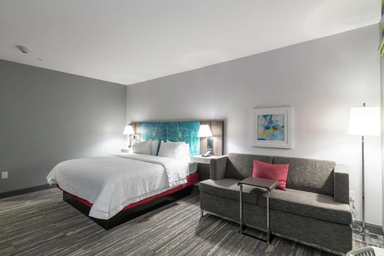 King with Sofa Bed - Mobility Access at Hampton Inn & Suites Dallas East