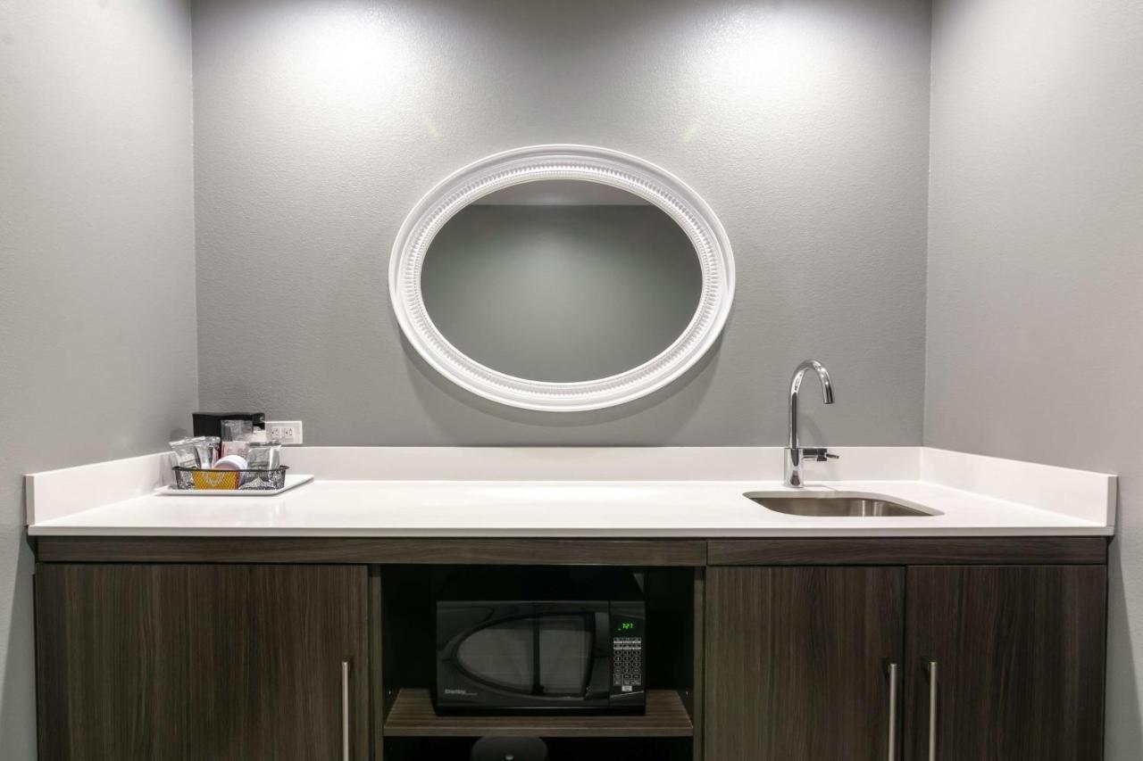 Executive King Suite - Non Smoking at Hampton Inn & Suites Dallas East