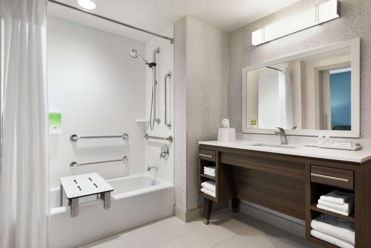 Queen Suite - Mobility Accessible/Non-Smoking at Home2 Suites by Hilton Brooklyn Park Minneapolis