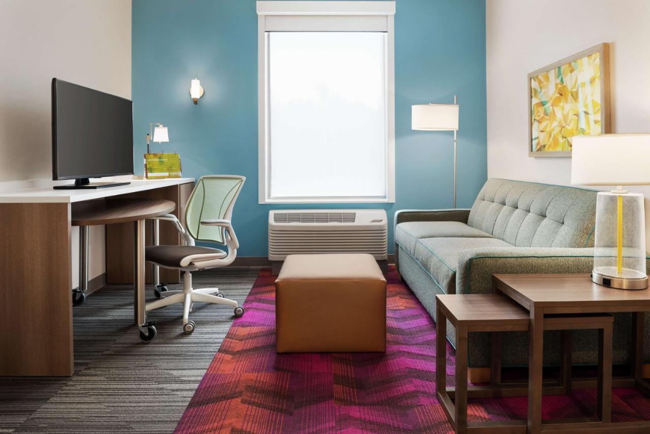 Queen Suite - Mobility Accessible/Non-Smoking at Home2 Suites by Hilton Brooklyn Park Minneapolis