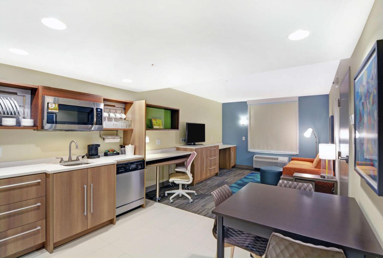 King Suite - Hearing Accessible/Non-Smoking at Home2 Suites by Hilton Clarksville Louisville North