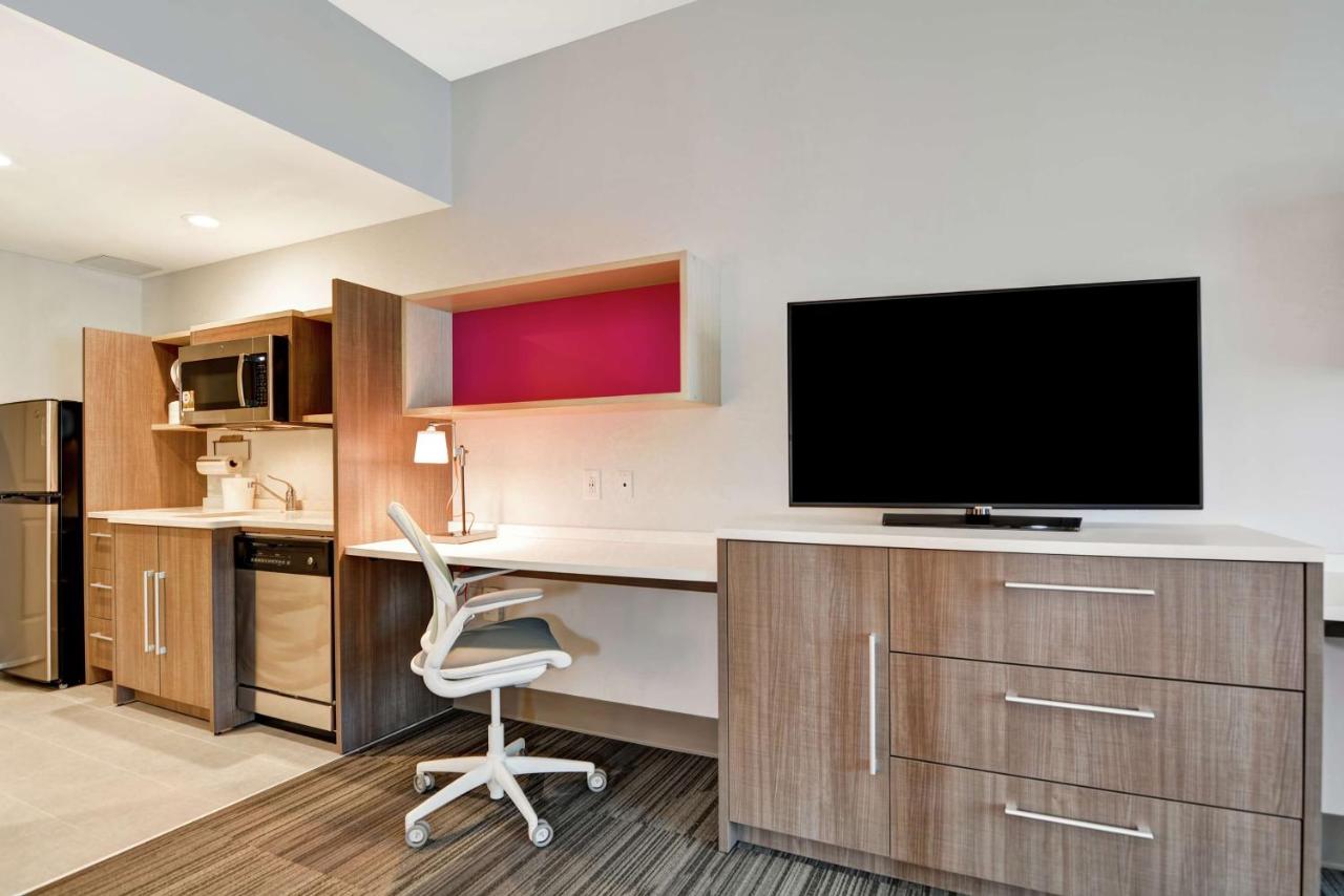 King Suite - Mobilty/Hearing Accessible - Non-Smoking at Home2 Suites by Hilton Charleston West Ashley